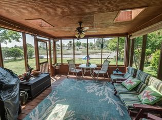 5 Raymond Dr, Hampton, VA 23666