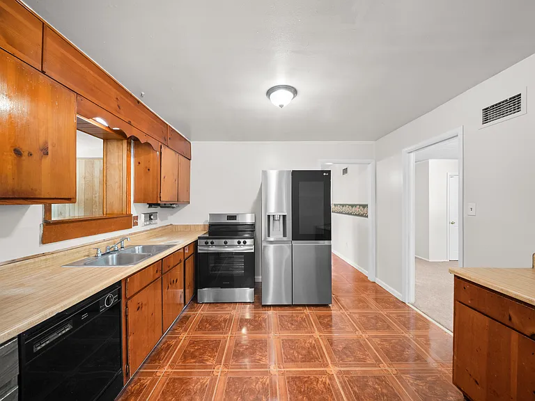 Kitchen 2