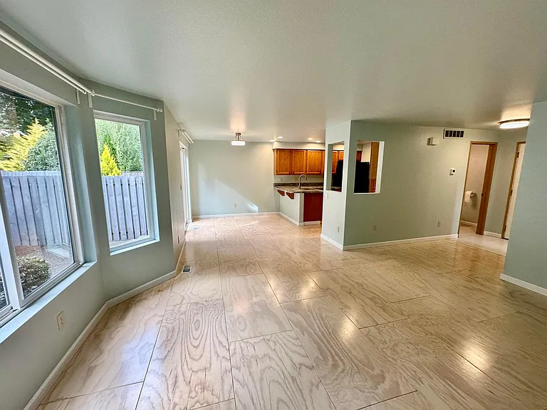 1719 Quince St NE — Photo 4