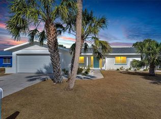 1009 Spindle Palm Way, Apollo Beach, FL 33572