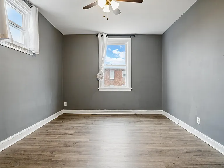 1452 Hellerman St #2 — Photo 10
