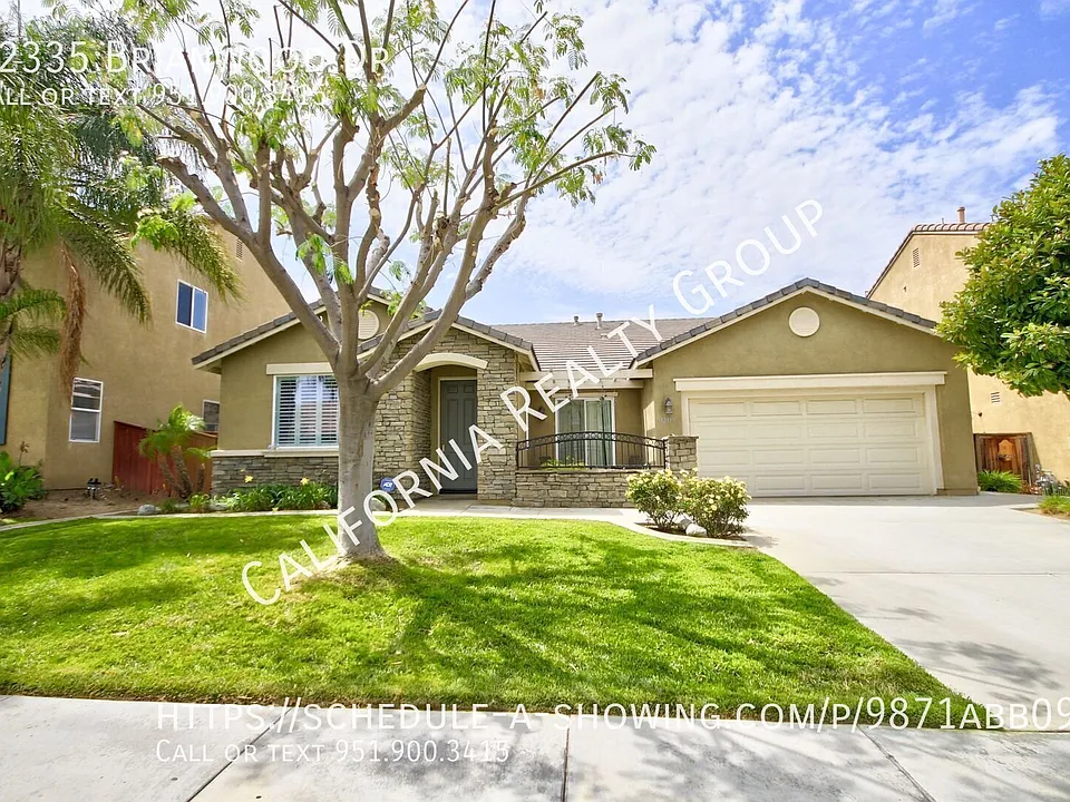 12335 Brianwood Dr
