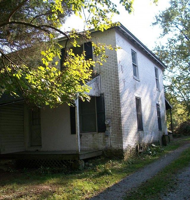 2nd image of 532 Elk Mills Rd