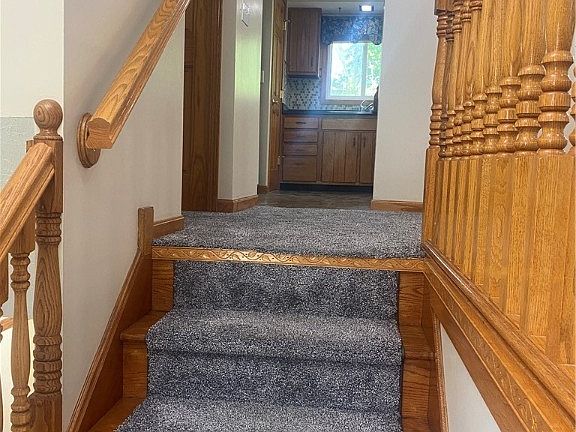 2nd image of 1145 Blueberry Hill Dr