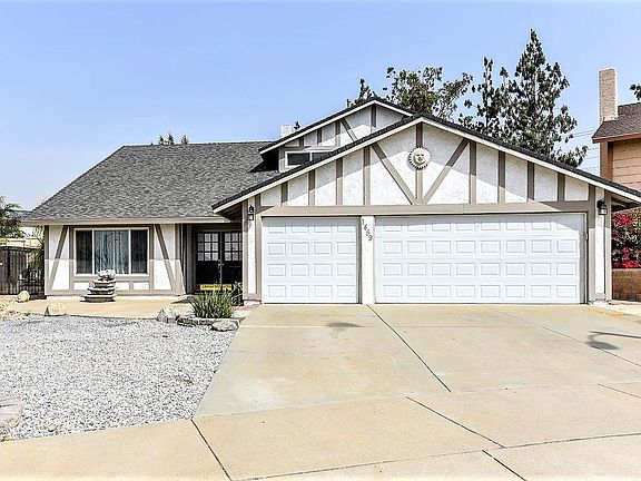 2nd image of 1459 N Isadora Way