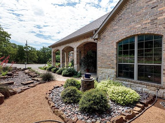 4th image of 106 Pheasant Run Ct