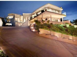 1518 Monmouth Dr, San Diego, CA 92109