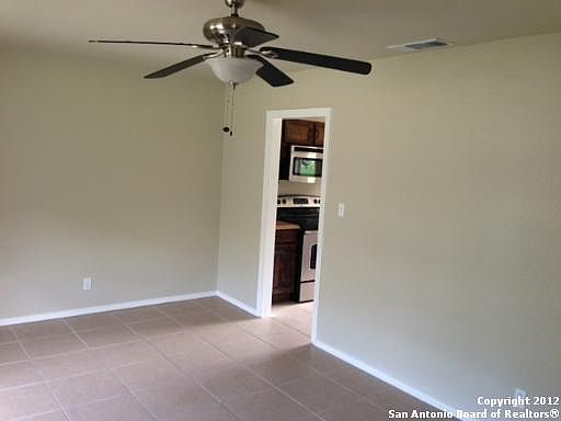 4th image of 8414 DEER HAVEN ST