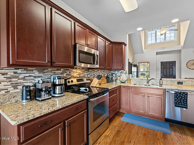 41 Cypress Cir — Photo 12