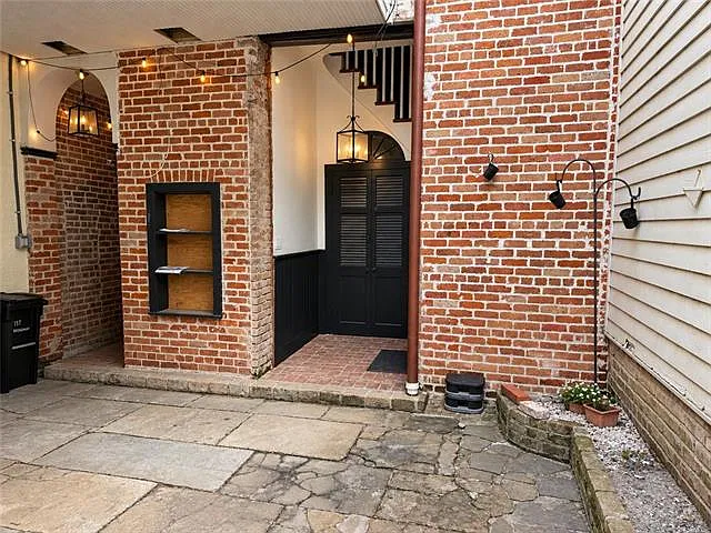 Studio, 1.0 bath, 549 sqft, $1,495 — Photo 2
