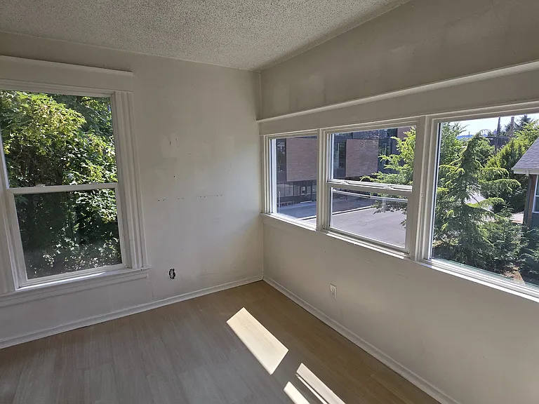 5705 N Albina Ave #3 — Photo 7