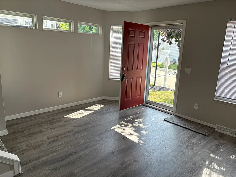 Livingroom, Front Door
