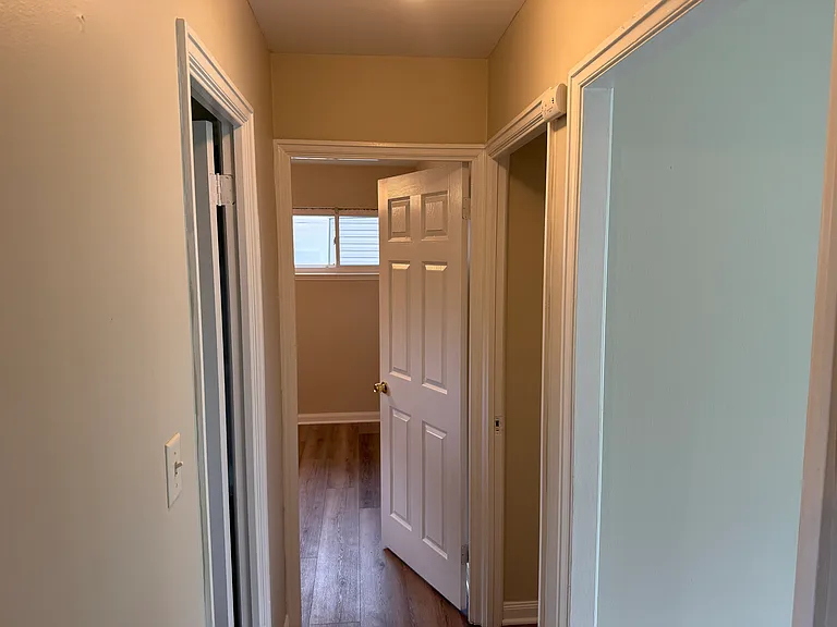 9047 Newkirk Dr — Photo 18