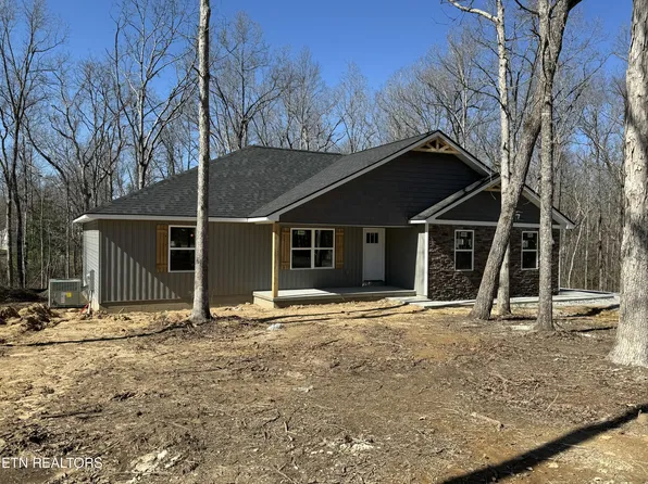 7052 Topez Dr, Crossville, TN 38572