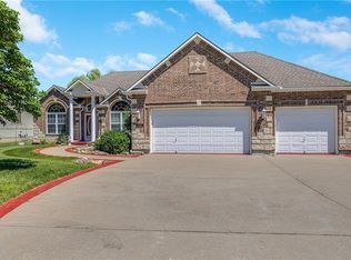 420 SW Ryan Rd, Grain Valley, MO 64029