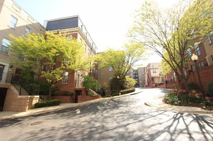 Kalorama Place