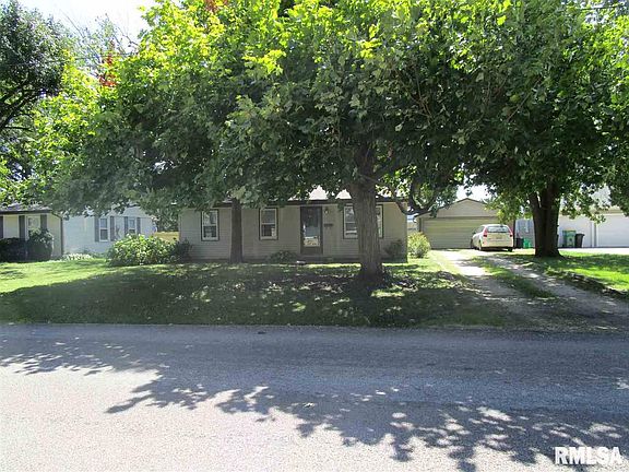2nd image of 1840 McMasters Ave