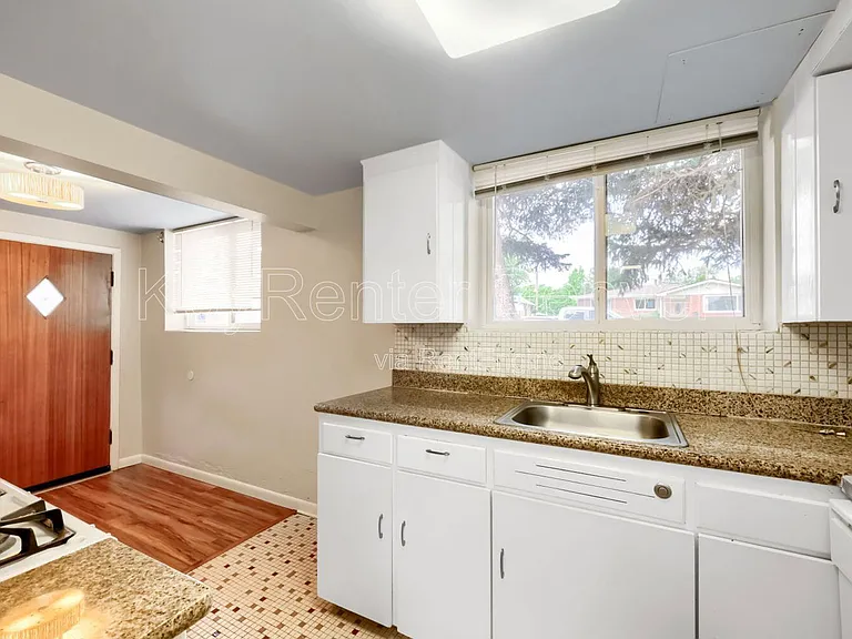 4106 N Perry St — Photo 5