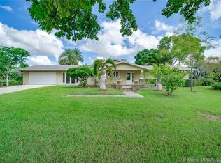 17501 SW 70th Pl, Fort Lauderdale, FL 33331