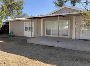 512 N 4th St, Carlsbad, NM 88220