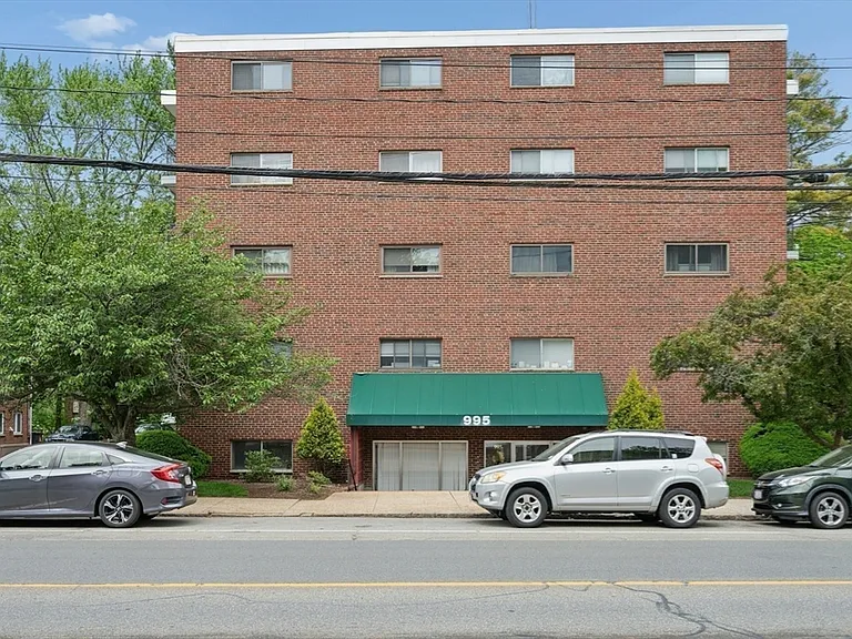 995 Massachusetts Ave #102 — Photo 23