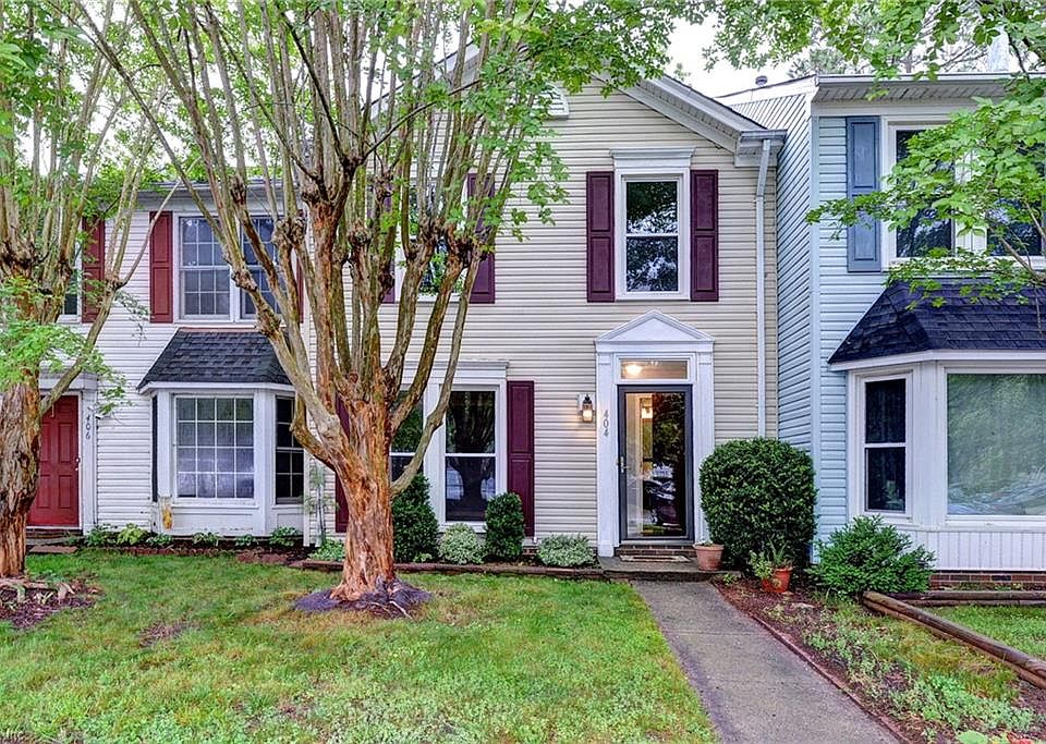 1st image of 404 Arabian Cir