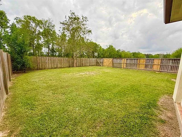12410 Keith Rd — Photo 42