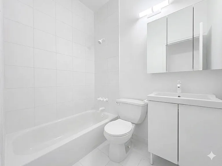 366 W 52nd St #1A — Photo 5