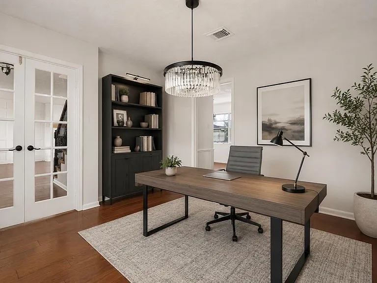 20211 Salzburg Ln — Photo 23