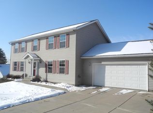 2536 Chickadee Ct, Red Wing, MN 55066