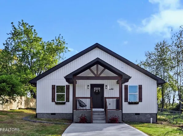 1302 Beaman Lake Rd, Knoxville, TN 37914