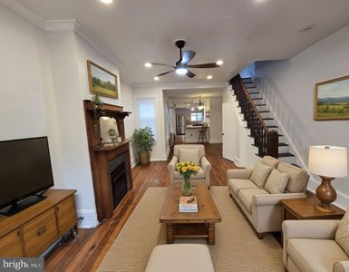 3015 Poplar St, Philadelphia, PA, 19130