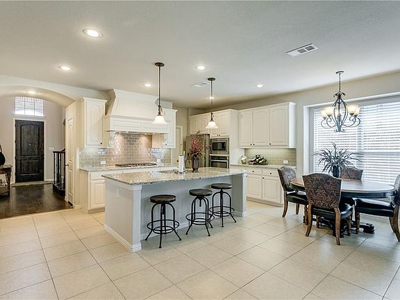 5th image of 5412 Pinewood Dr
