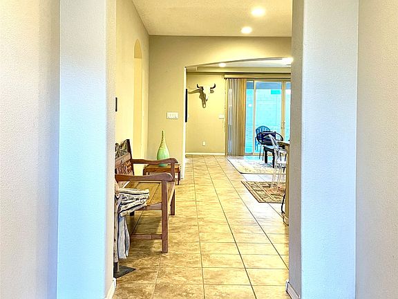 5th image of 7011 Overview Rd NE