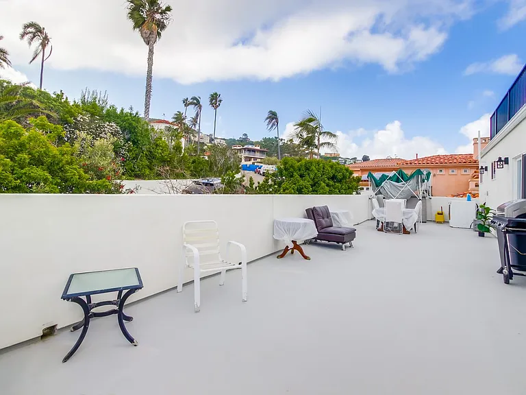 7788 Sierra Mar Dr — Photo 17