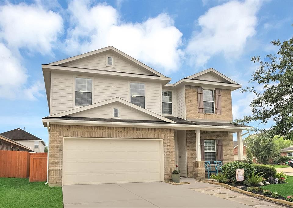 Welcome HOME to 47 Blisten Spring Lane