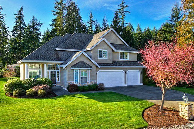 Custom Home by Mike Paul