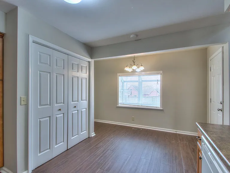 4925 Kilimanjaro Dr — Photo 13