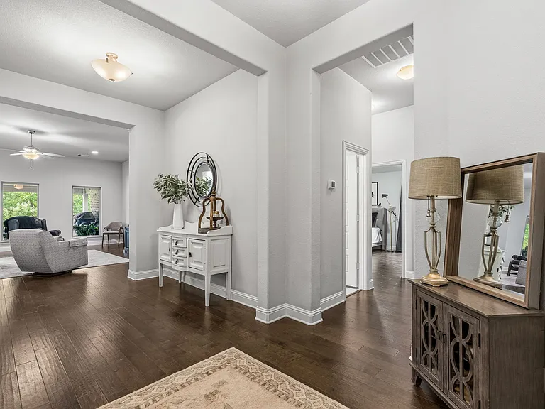 3828 Pine Valley Ln — Photo 3