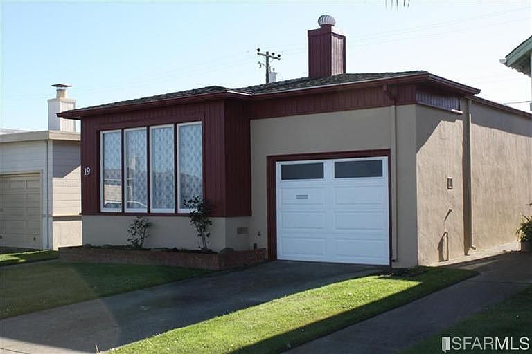 1st image of 19 Northridge Dr
