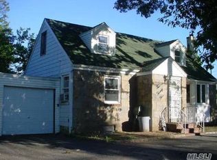 223 Newbridge Rd, East Meadow, NY 11554