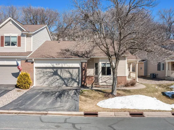 1454 Summit Shores Dr, Burnsville, MN 55306