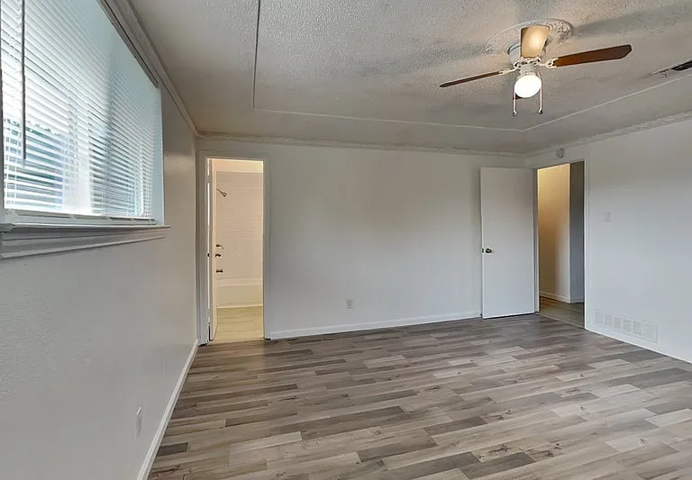 7624 Oak Garden Trl — Photo 9