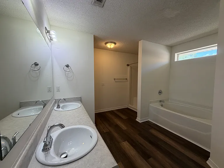 562 Batten Blvd — Photo 20