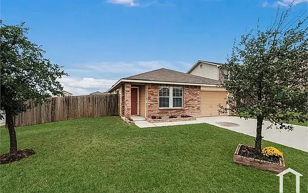 3 bed, 1144 sqft, $1,700 — Photo 4