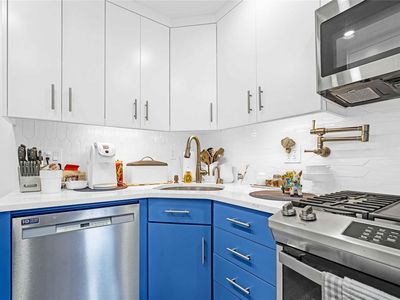 26-25 141th Street #1B, Flushing, NY, 11354