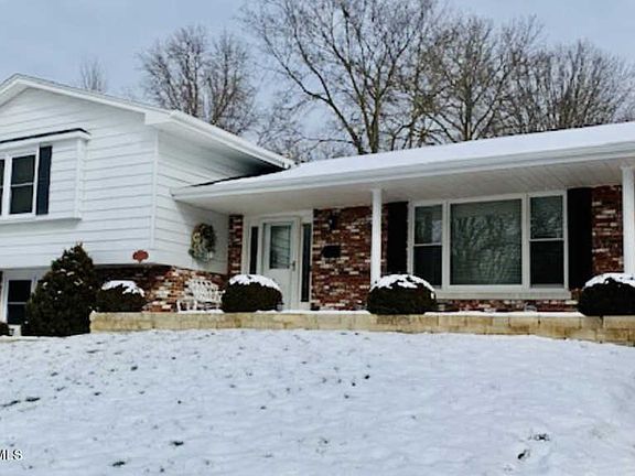 2nd image of 134 Douglas Dr