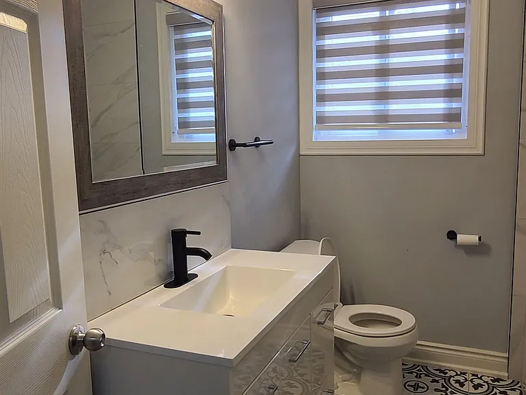 6950 Richmond Cres #MAIN FLOOR — Photo 16
