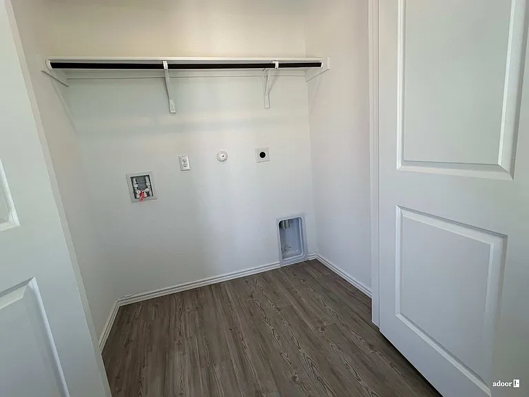 1008 Dignity Way — Photo 16