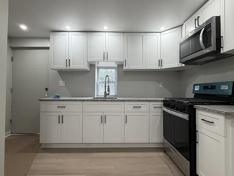 1330 S Melville St #1330 — Photo 7